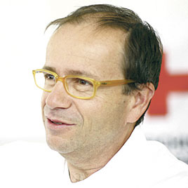 Rotkreuz-Chefarzt Wolfgang Schreiber